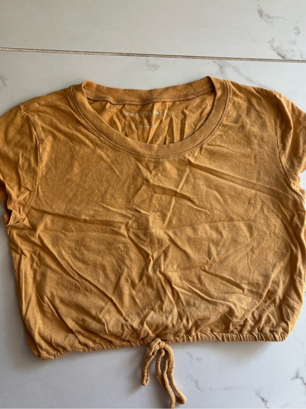 Aeropostal Tie-Hem Crop Tee - Mustard